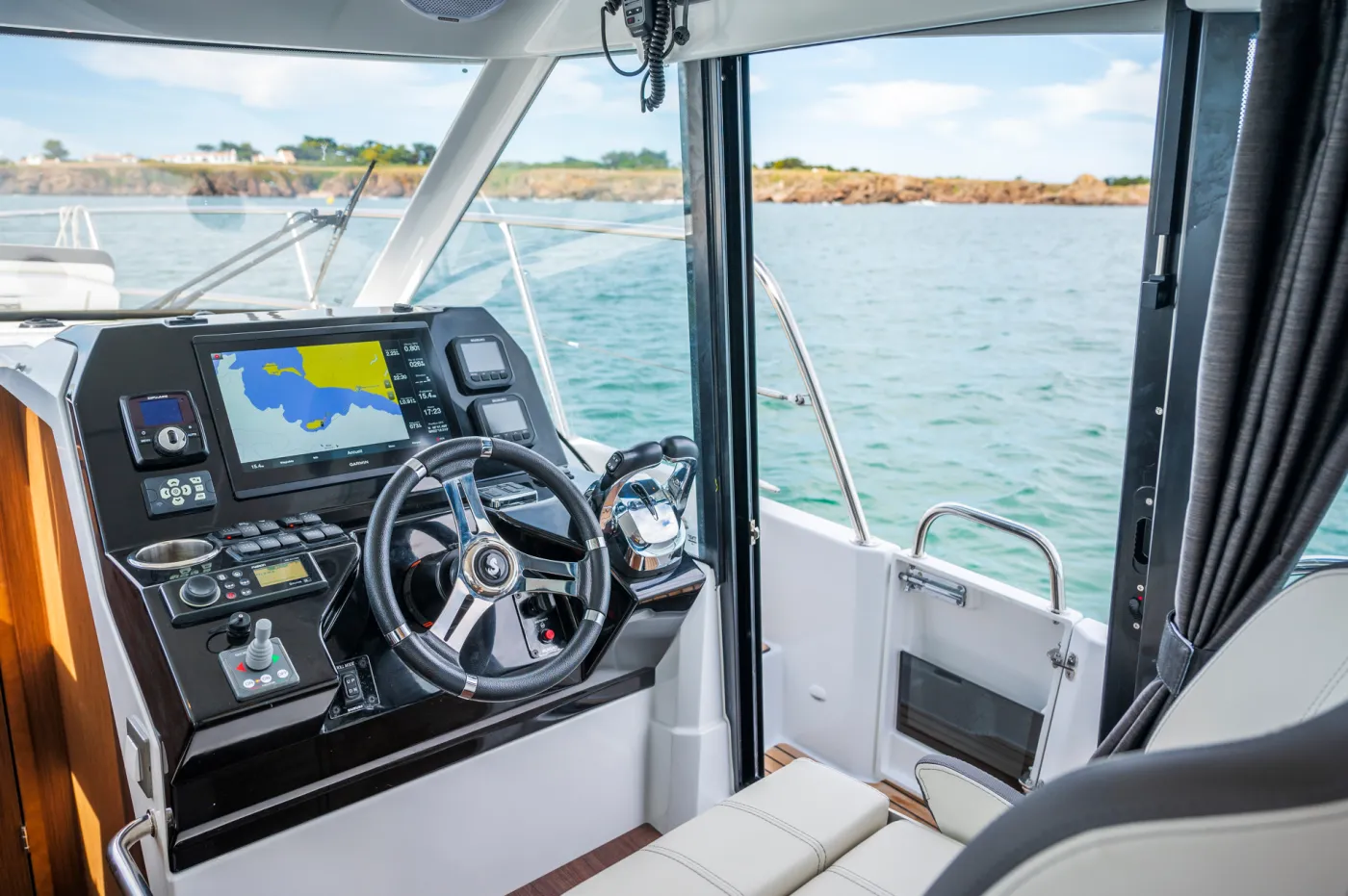 ELA - Motor Yacht in Pula