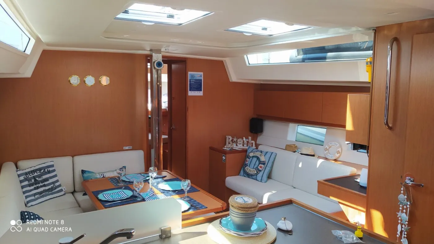 Callisto - Sailboat in Nidri