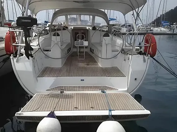 Daidalos - Sailboat in Nidri