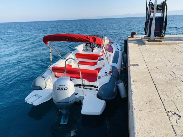 Marlin 790 - Motor Yacht in Trogir