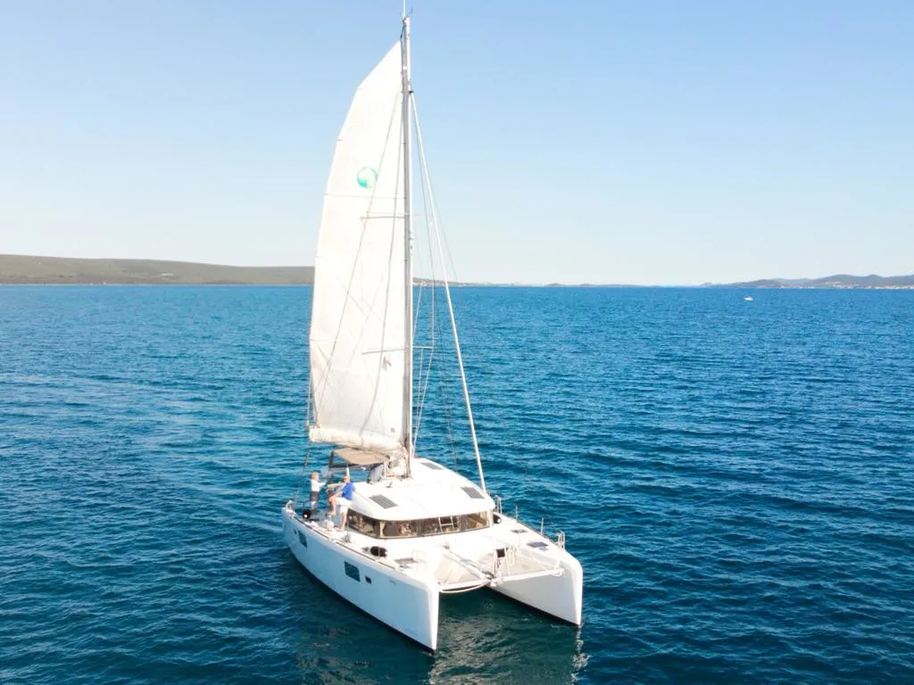 Pulpo - Catamaran in Dubrovnik