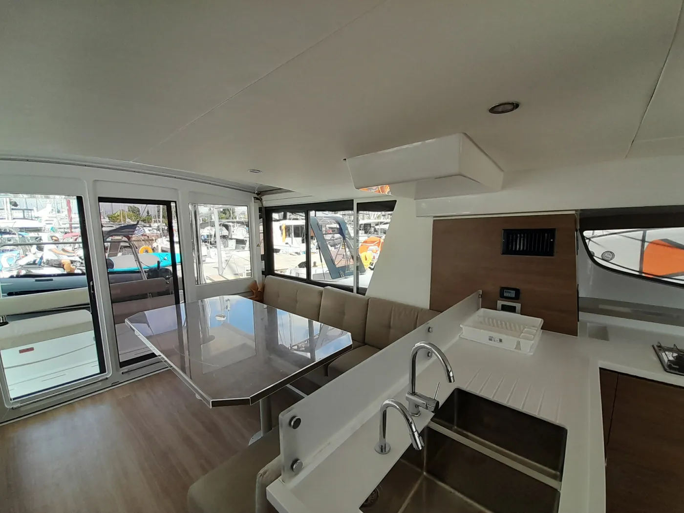 Atlantis - Catamaran in Alimos