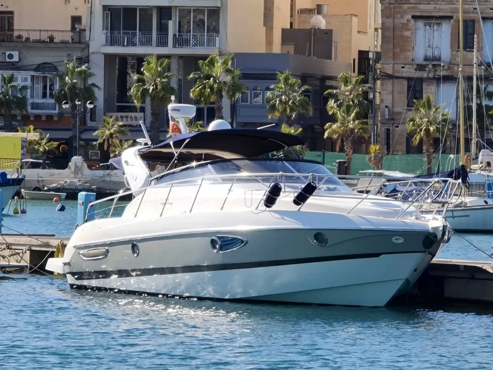Tottoi - Motor Yacht in Cannigione