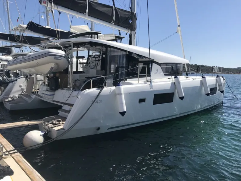 Zippiri - Catamaran in Olbia