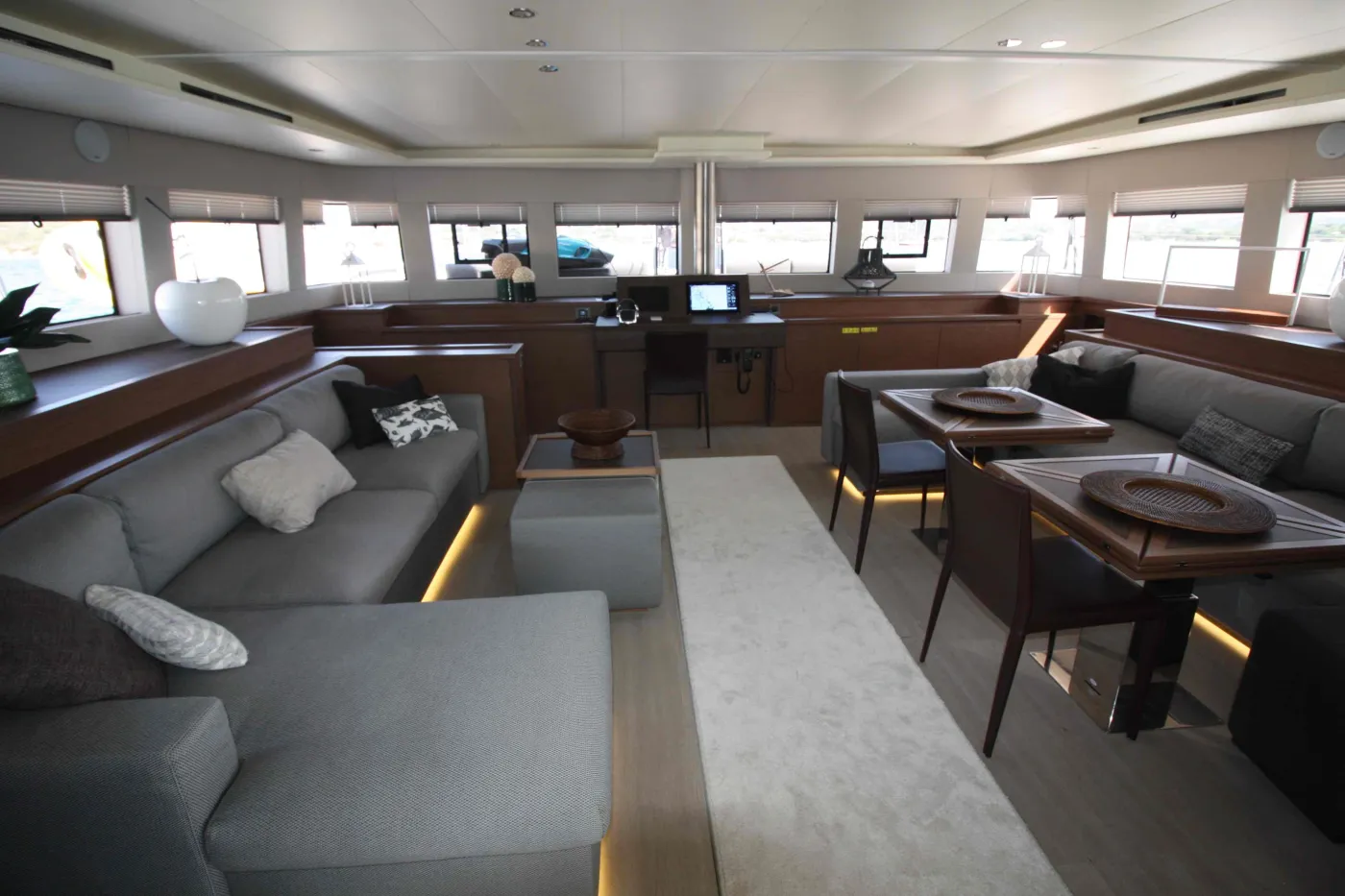 The Sun (TOR) - Catamaran in Wickhams Cay 2
