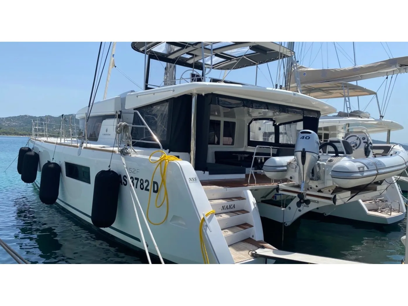 Naka - PREMIUM LINE - Catamaran in Tonnarella