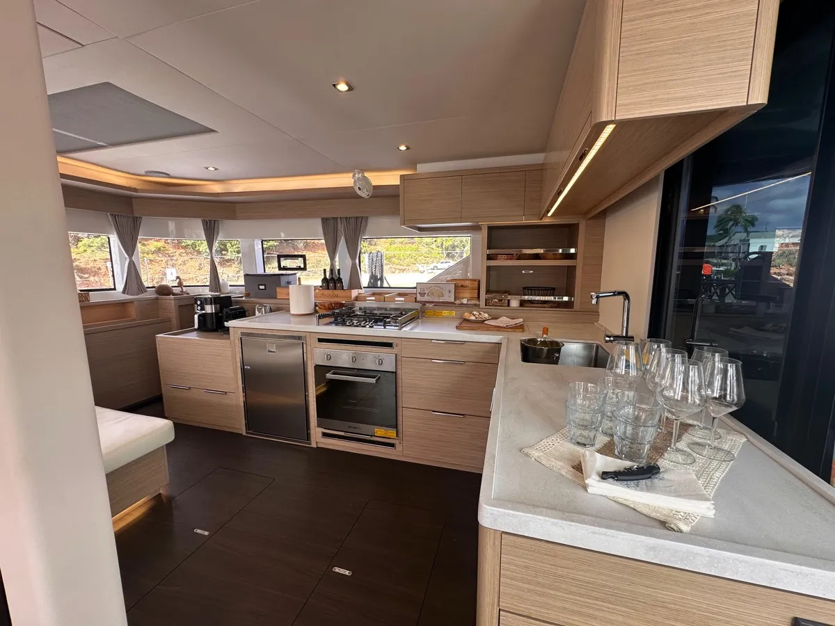 MAUI (PTP) - Catamaran in Pointe-à-Pitre