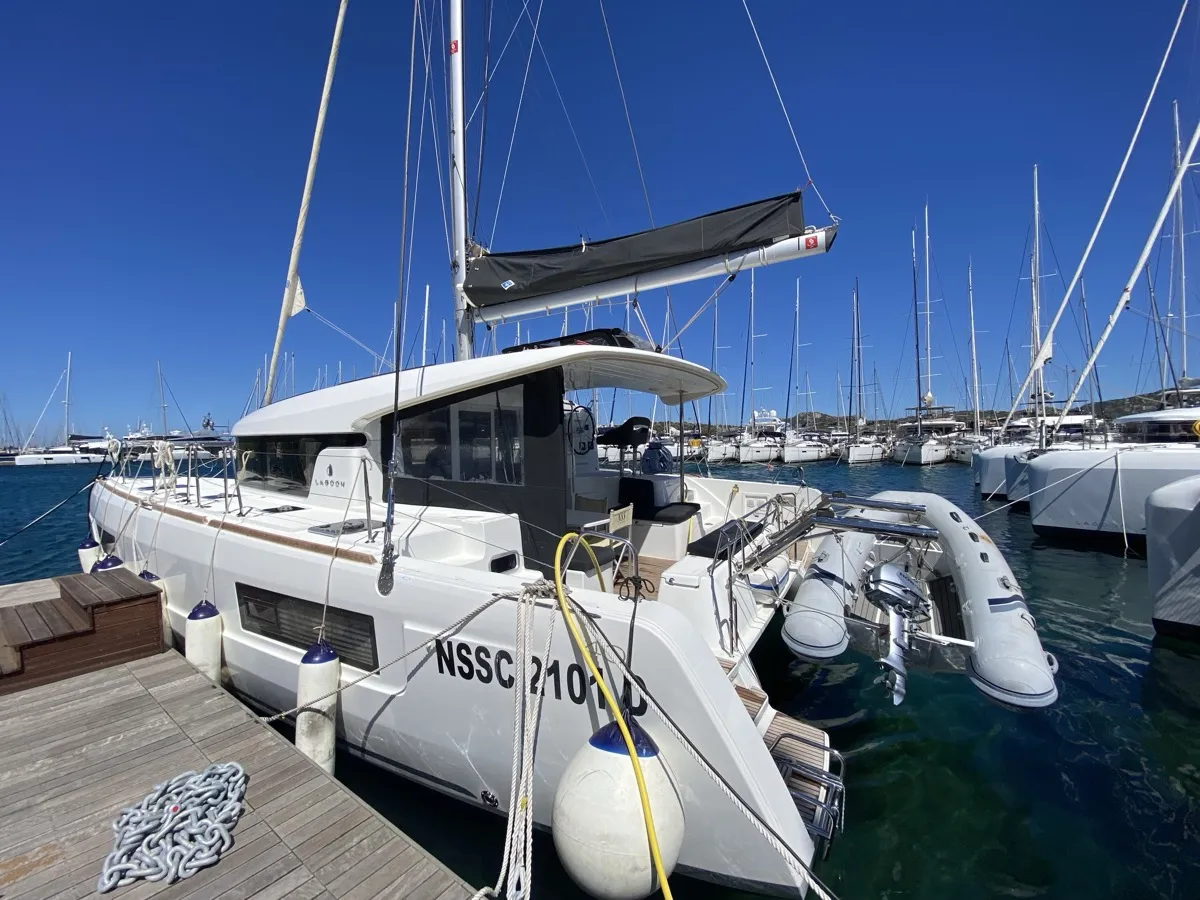 Aquila (WM, Inverter) - Catamaran in Olbia