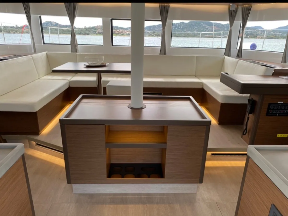 Dreamers - Catamaran in Olbia