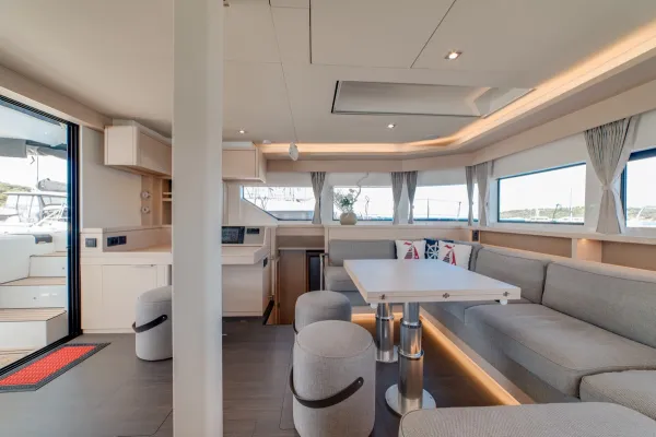 Zeri - FIRST CLASS