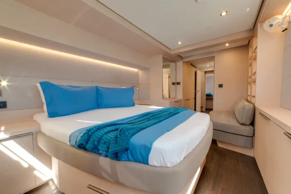 Zeri - FIRST CLASS