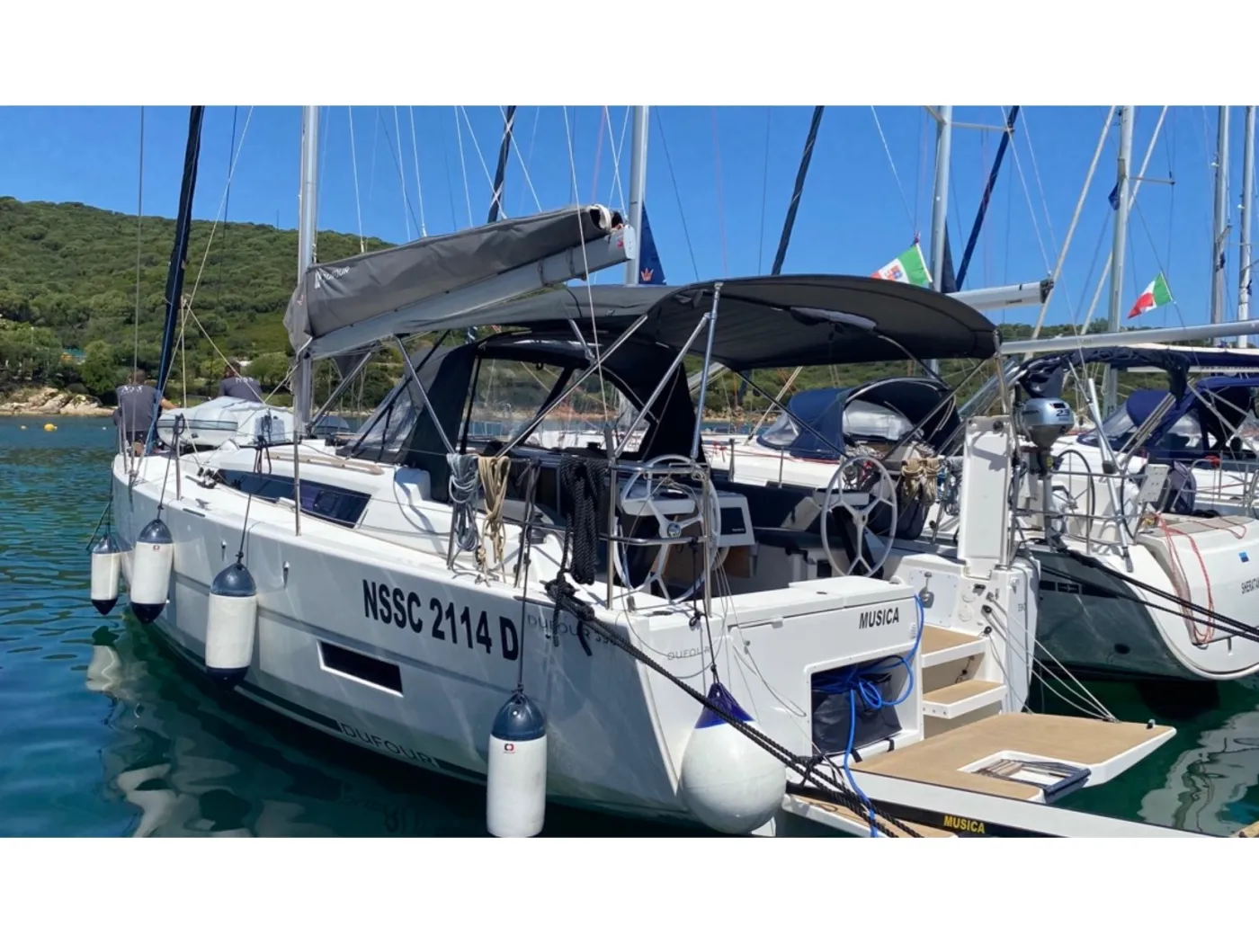 Musica - Sailboat in Olbia