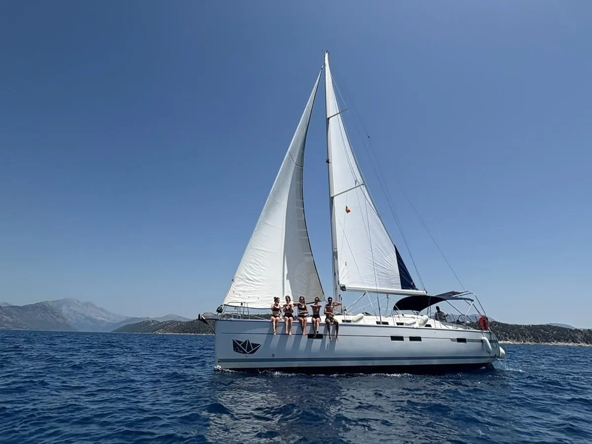 Midas - Sailboat in Lefkada