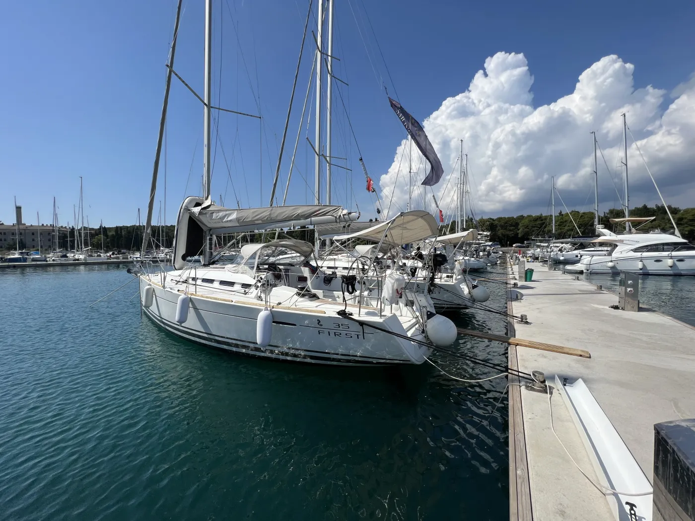 THETIS - Yelkenli içinde Pula