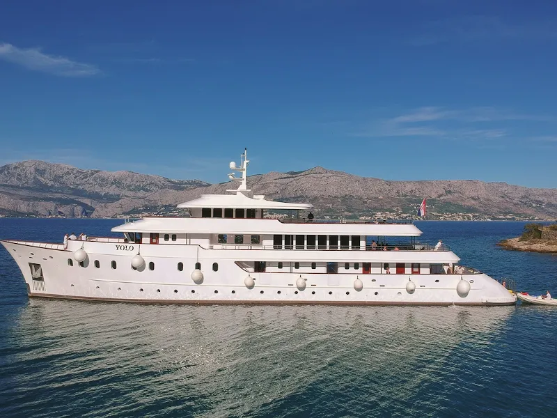 Yolo - Motor Yacht in Split
