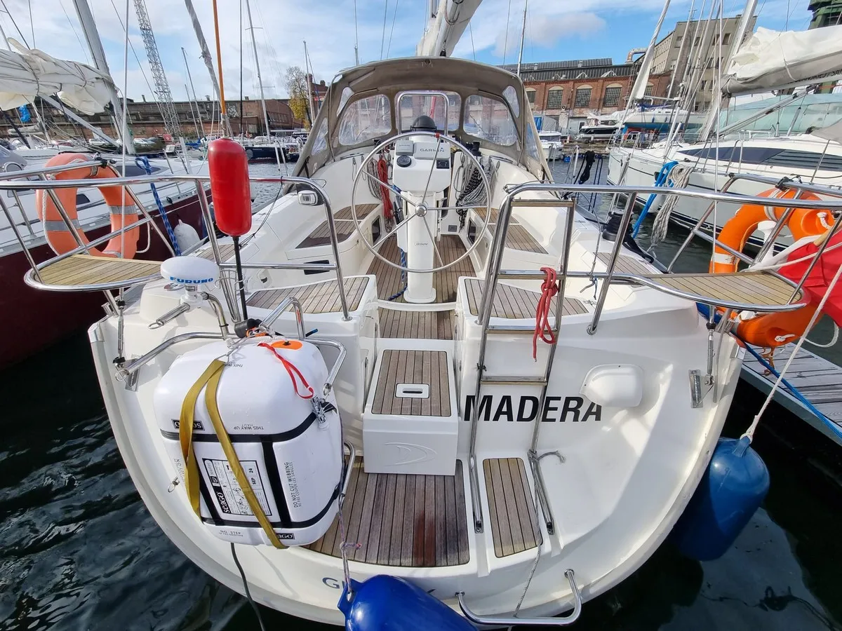Madera - Sailboat in Gdańsk