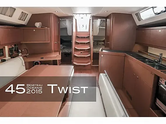 Twist - Yelkenli içinde Tivat