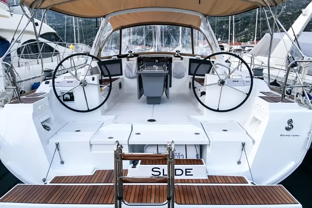 Slide - Sailboat in Tivat