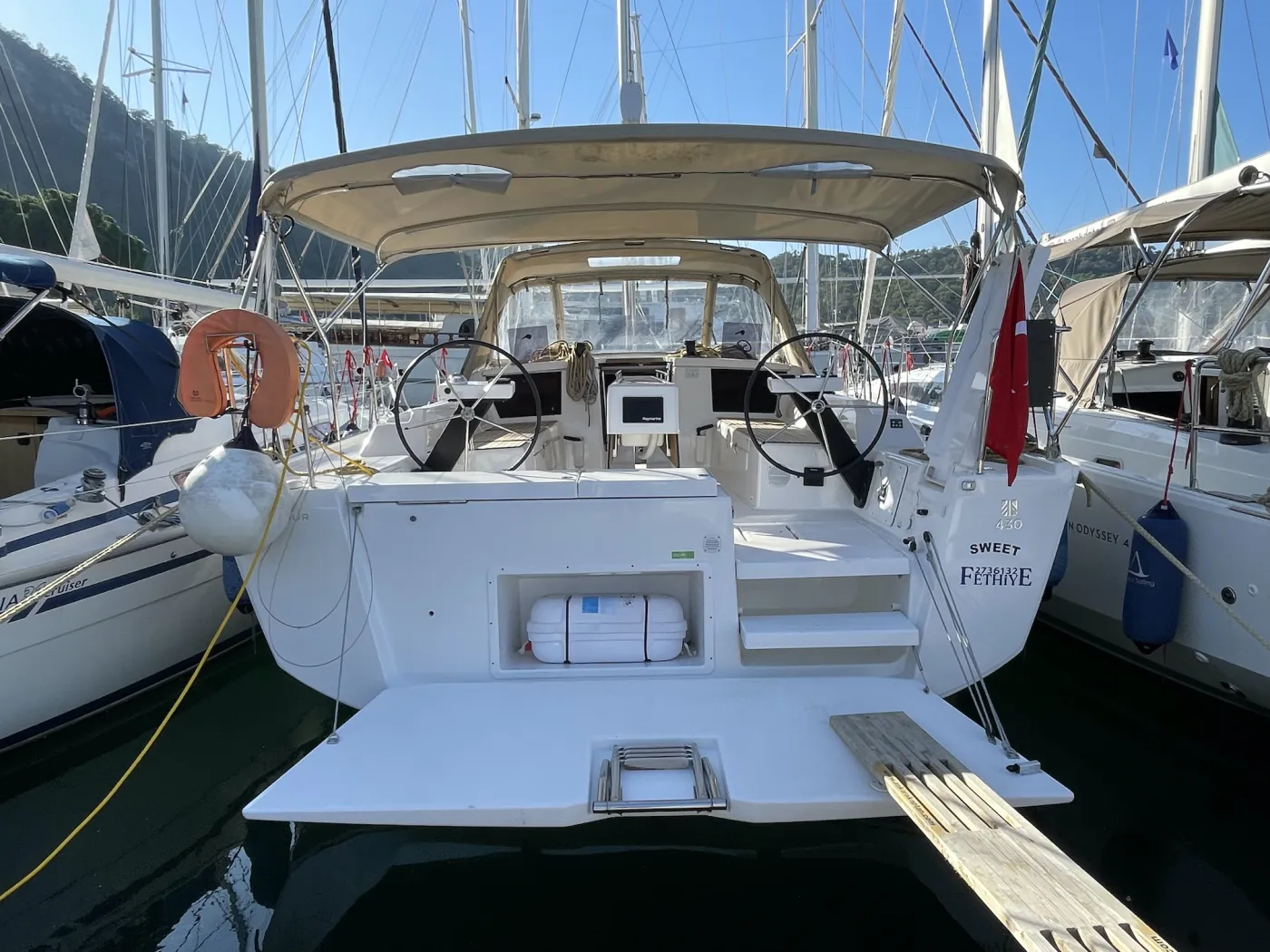 Sweet - Sailboat in Karagözler