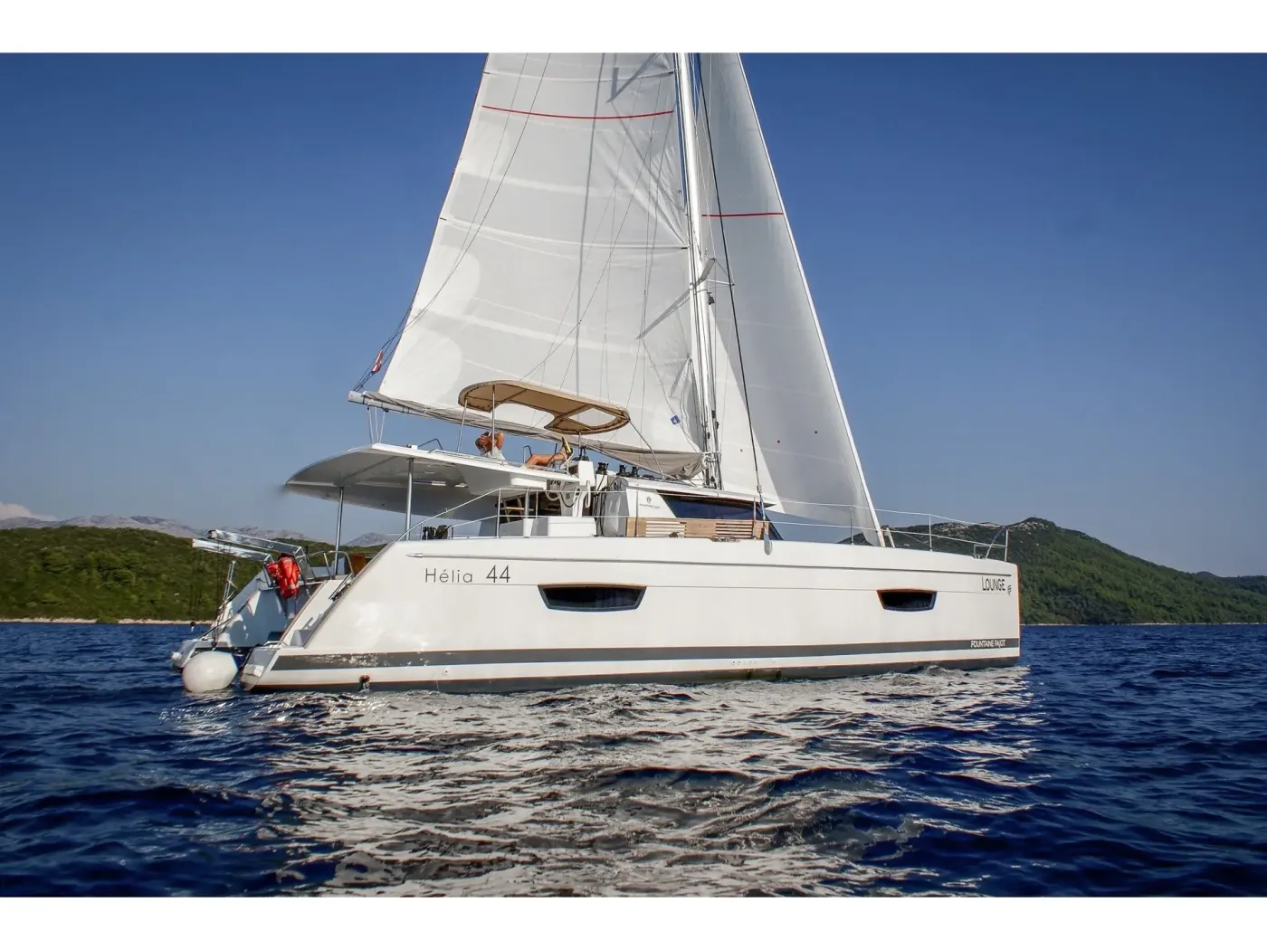 Lounge - Katamaran içinde Tivat