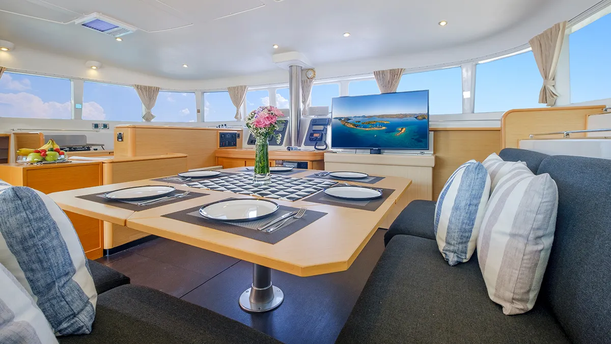 Mystique II(Owner Version Refit 2021) - Katamaran içinde Alimos