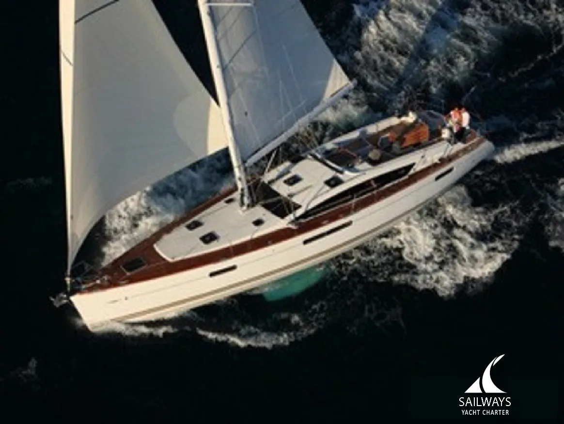 Messenger - Sailboat in Alimos