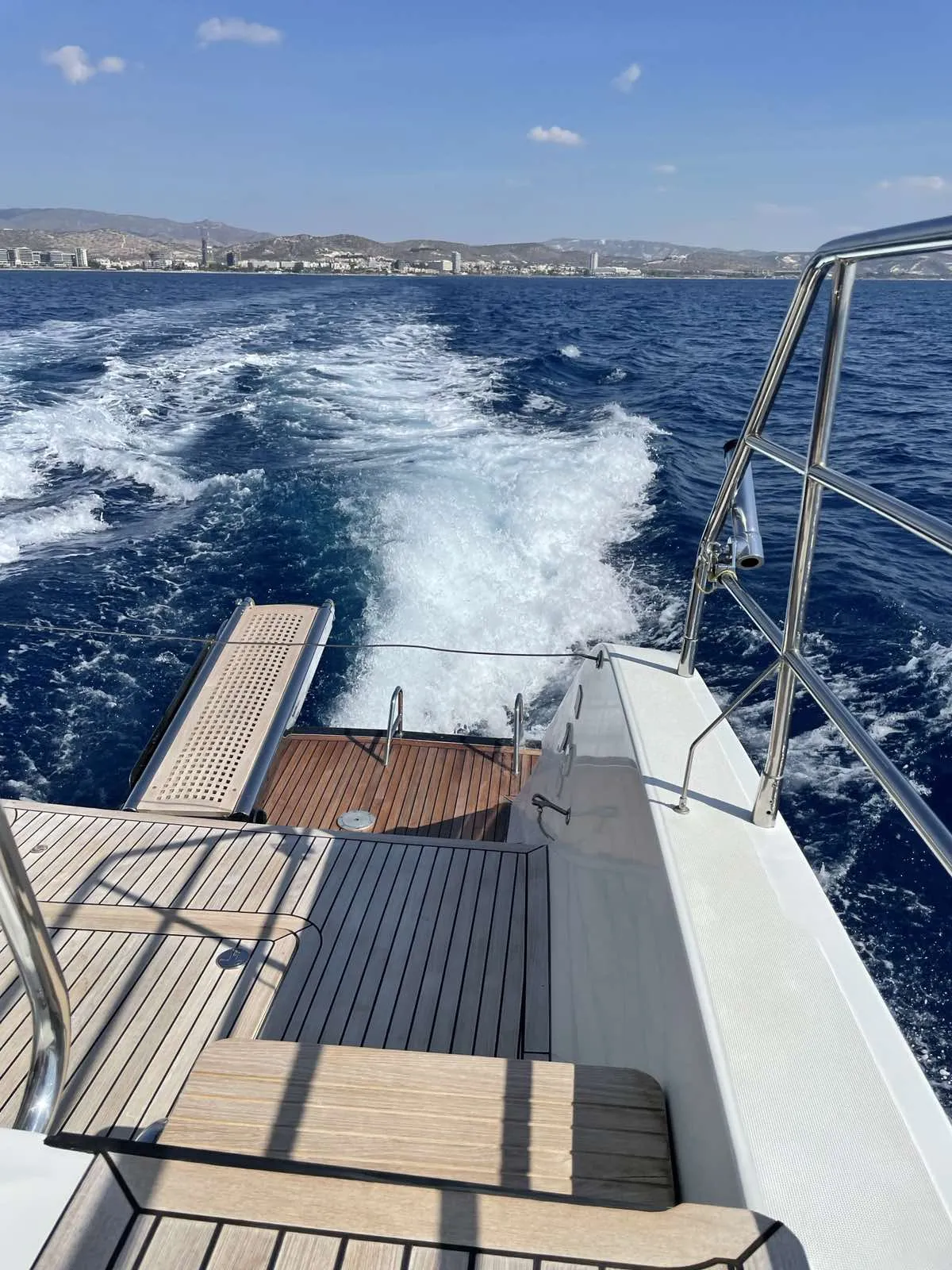 Pearly Gates - Katamaran içinde Mikonos