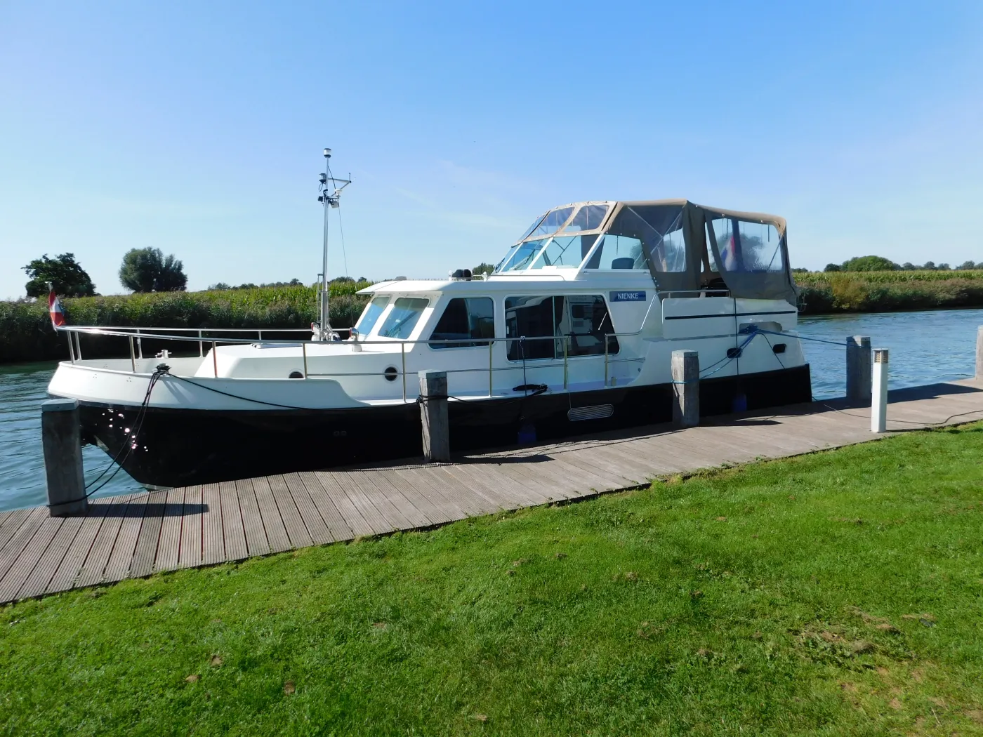 Nienke - Motor Yacht in IJsselstein