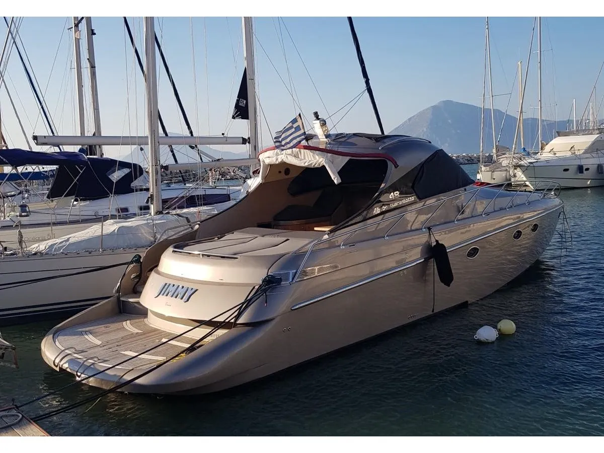 Jimmy - Motor Yacht in Nikiana