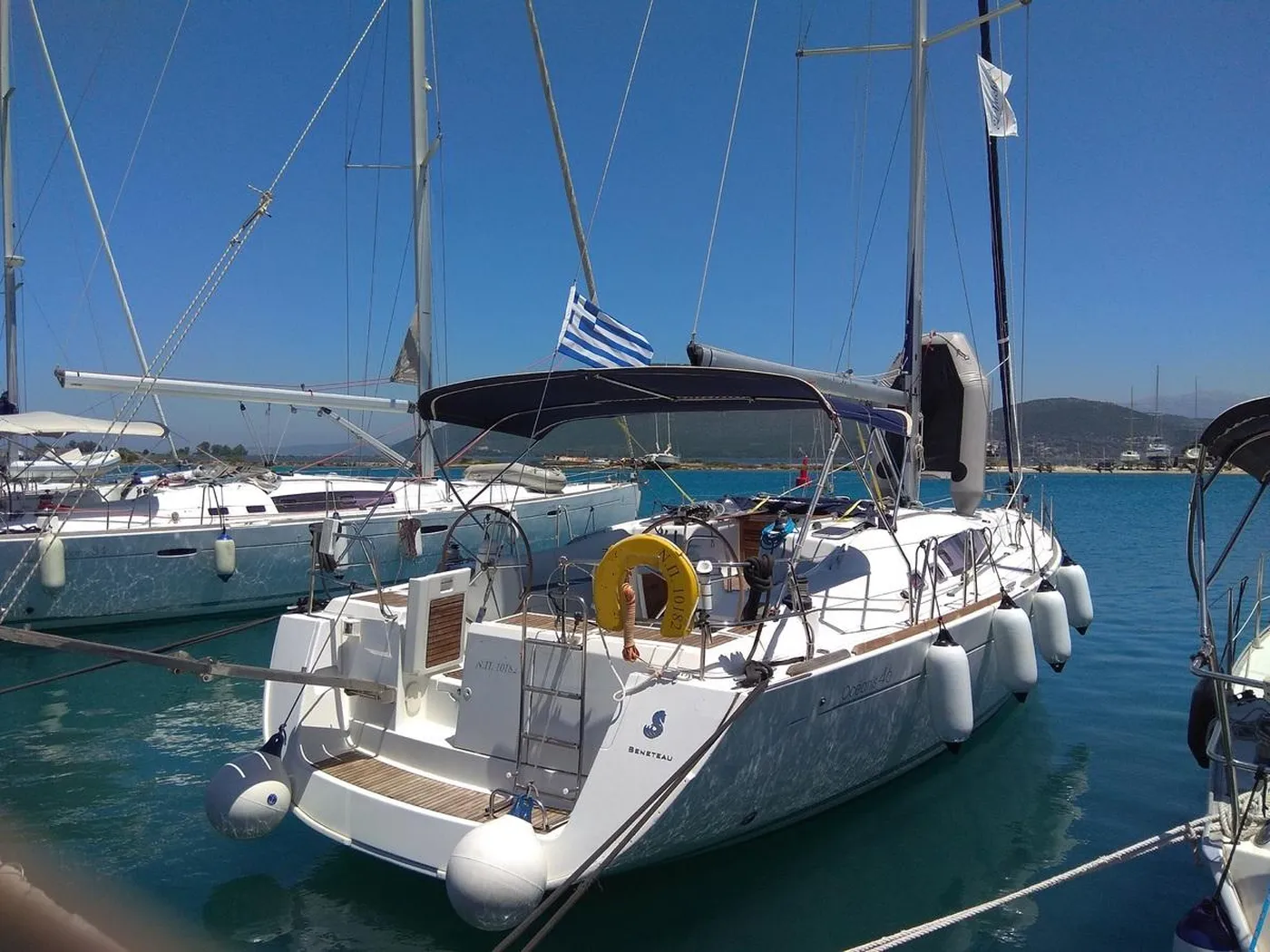 Alpha - Sailboat in Nikiana