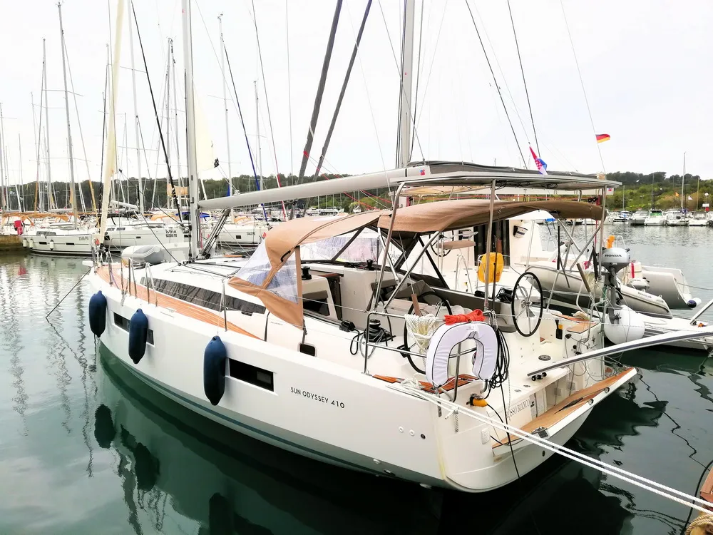 Rosso Bianco - Sailboat in Pula