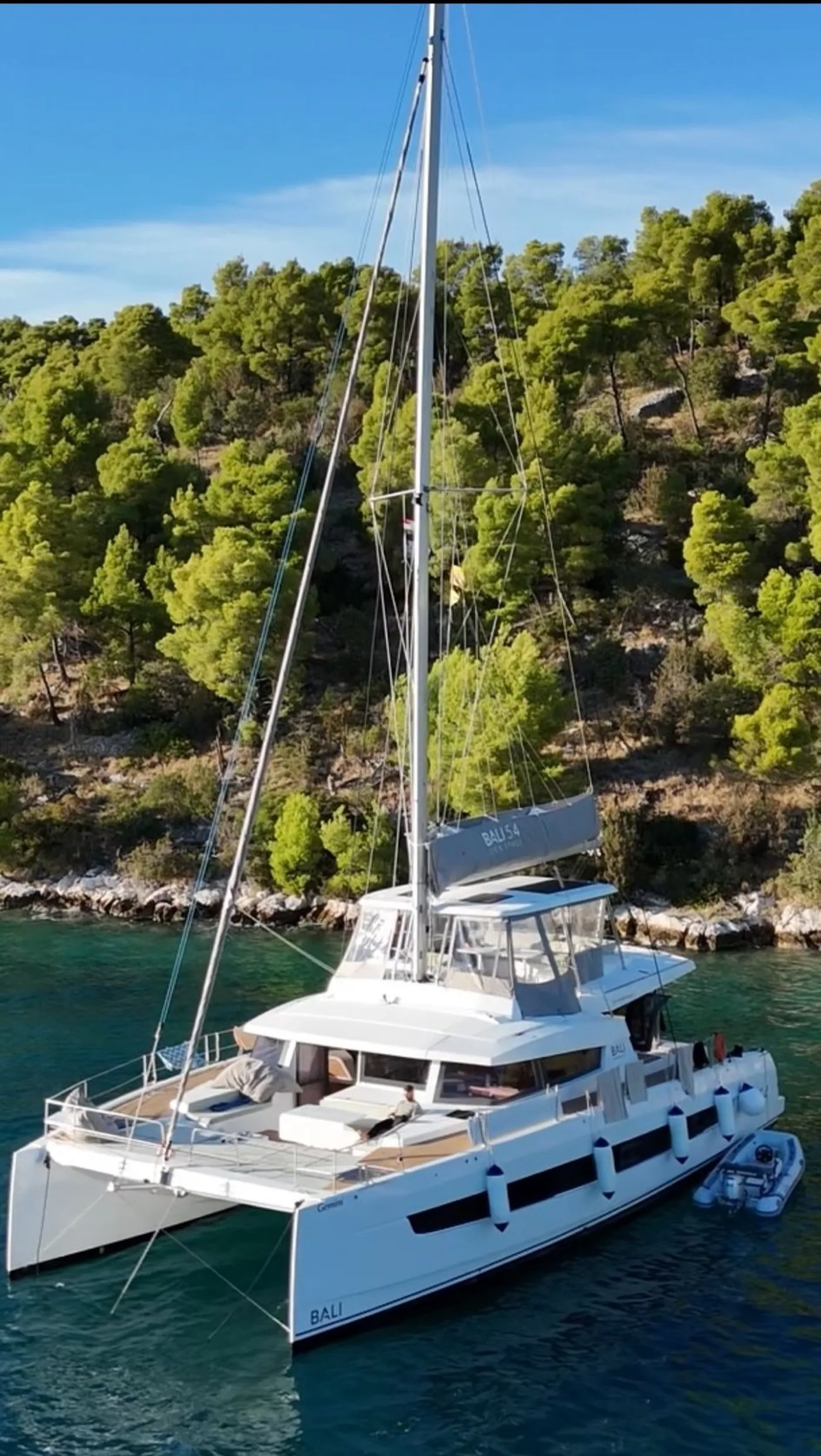 Gemini - Katamaran içinde Kaštel Gomilica