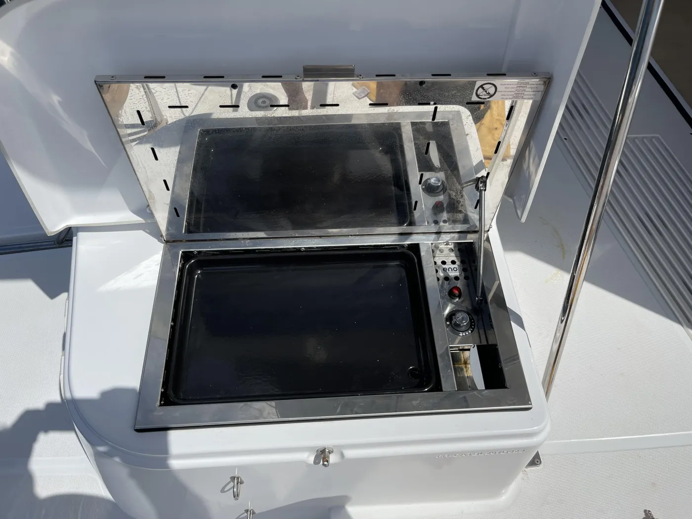 Christeol - Catamaran in Cannes