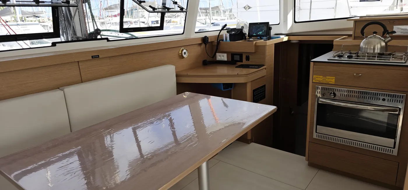STAR II - Catamaran in Le Marin