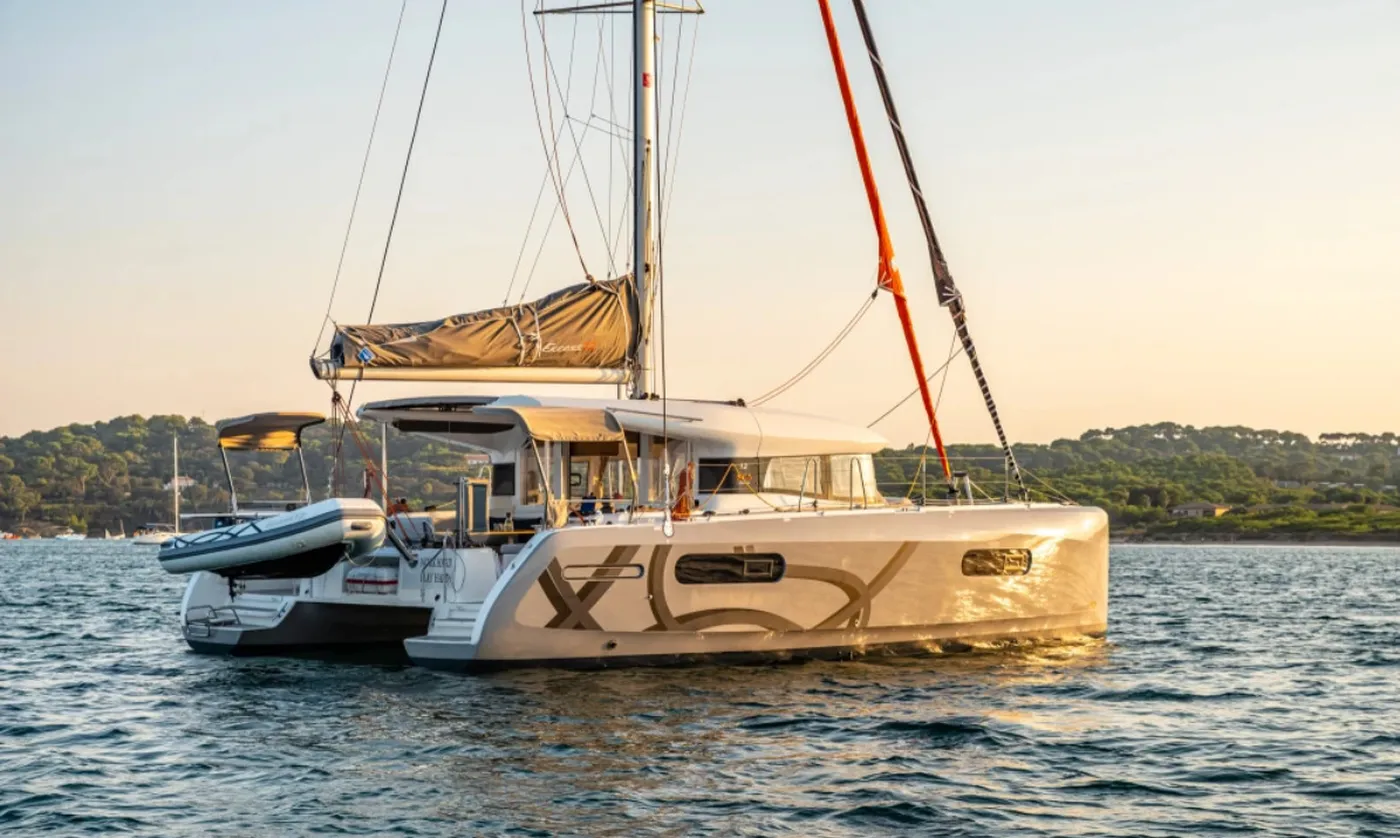 STAR IV - Katamaran içinde Le Marin