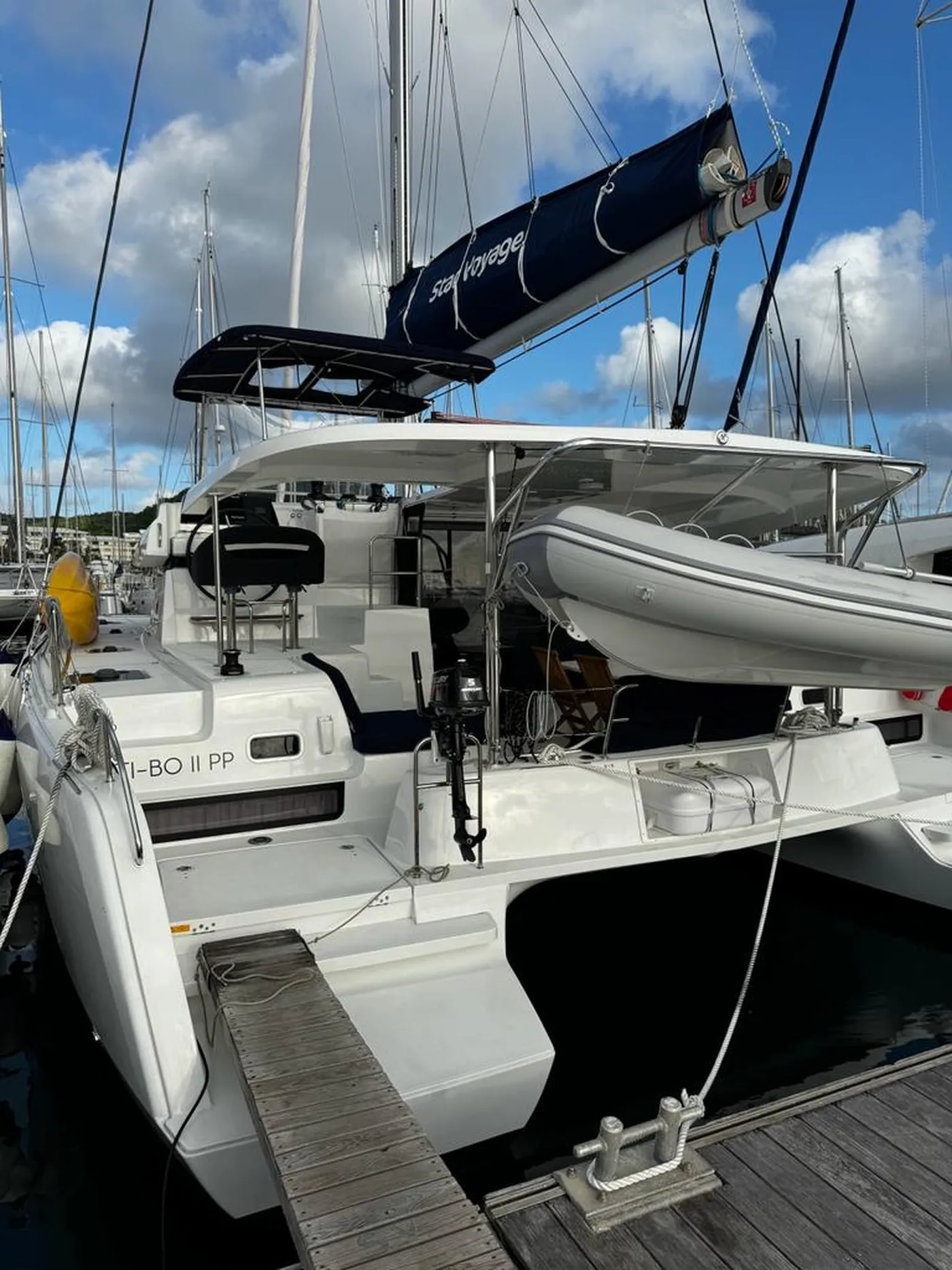 PUMA III - Katamaran içinde Le Marin