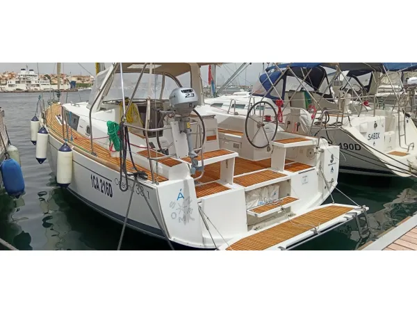 Main image