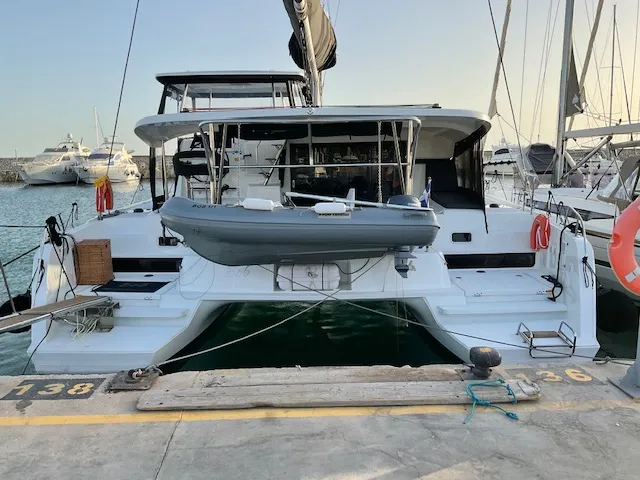 BOB - Catamaran in Alimos