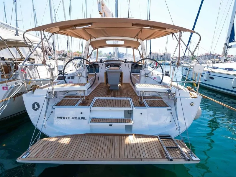 White Pearl - Sailboat in Izola