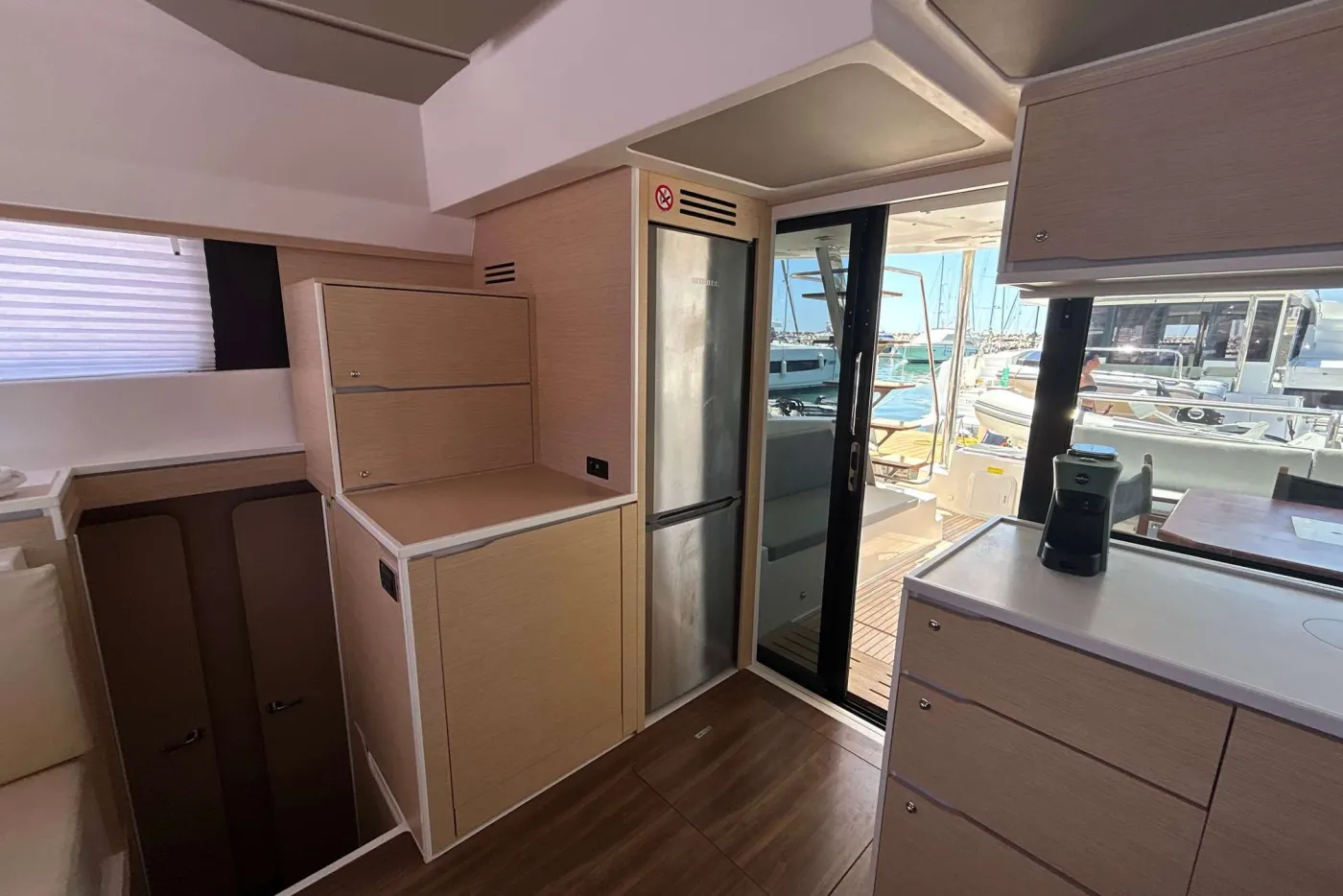 DU DU - Catamaran in Salerno