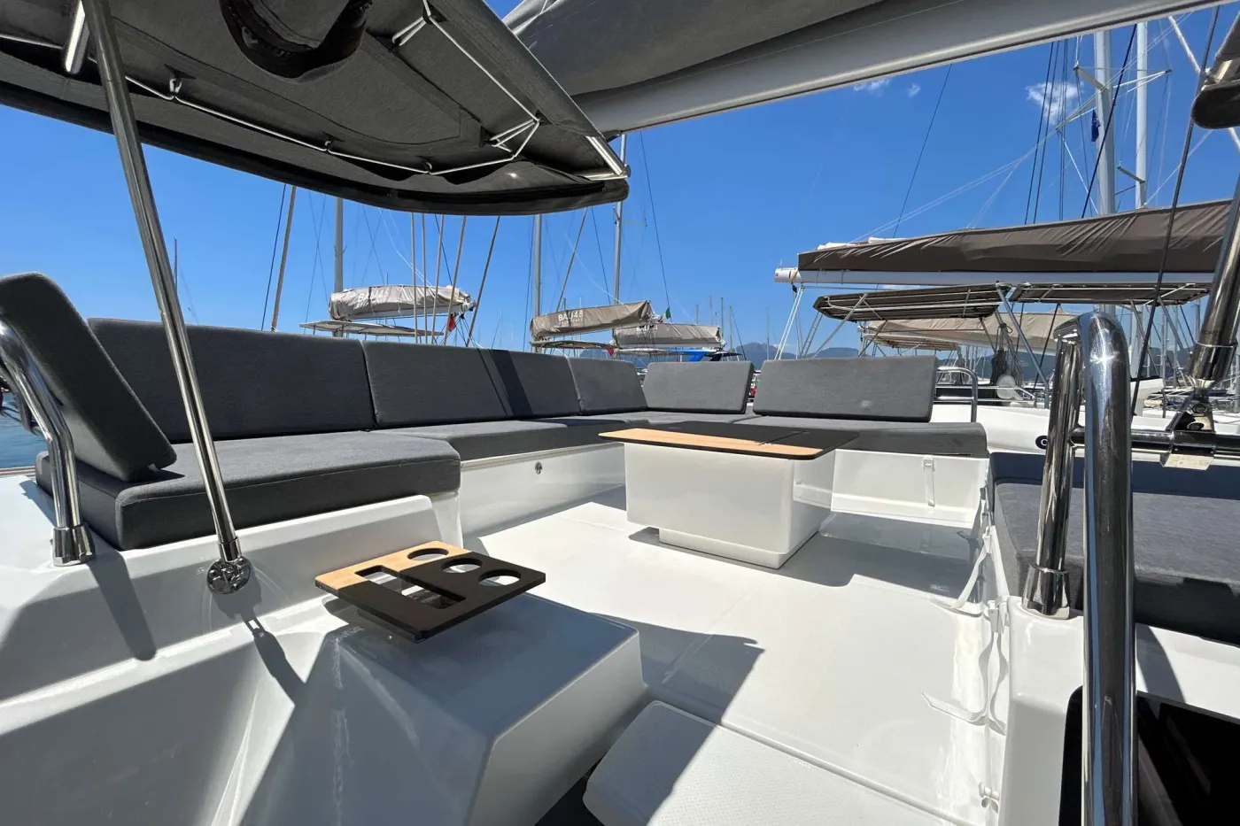 Krug - Catamaran in Salerno