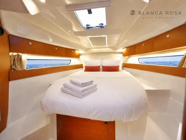 BLANCA ROSA