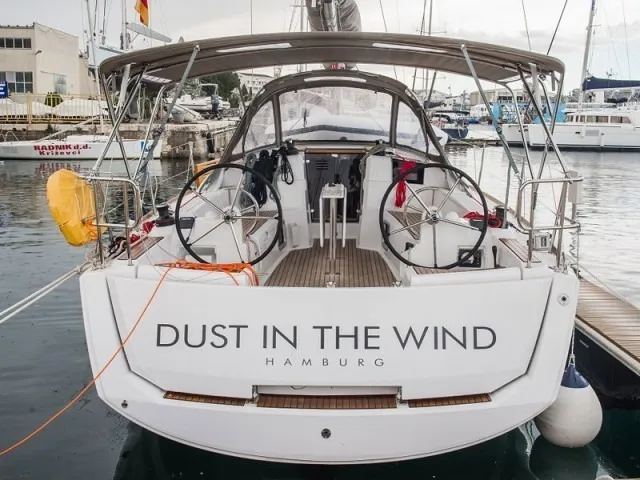 DUST IN THE WIND - Sailboat in Bibinje