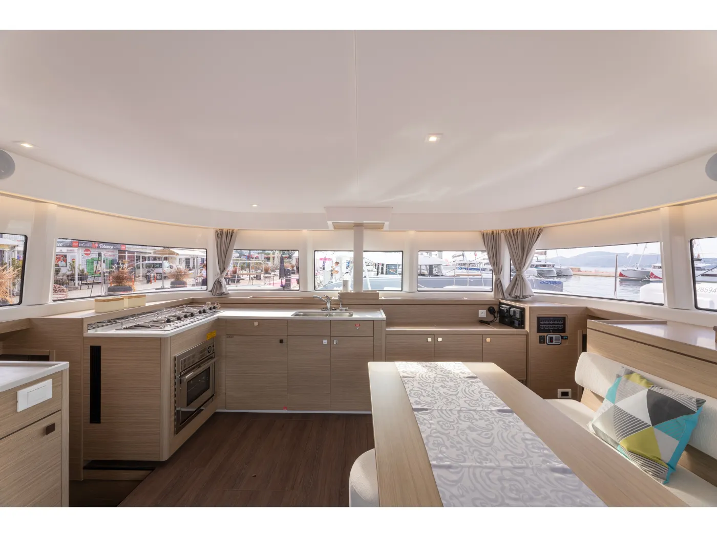 LA ROSE - Catamaran in Split