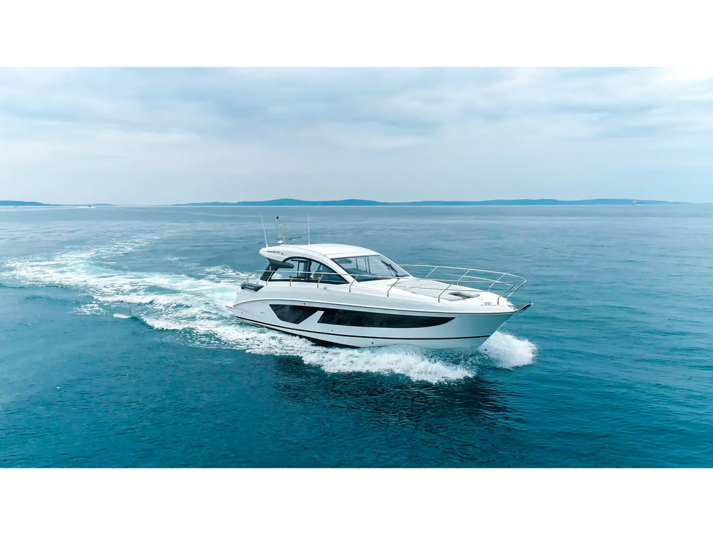 MIAMI VICE - Motor Yacht in Rogoznica
