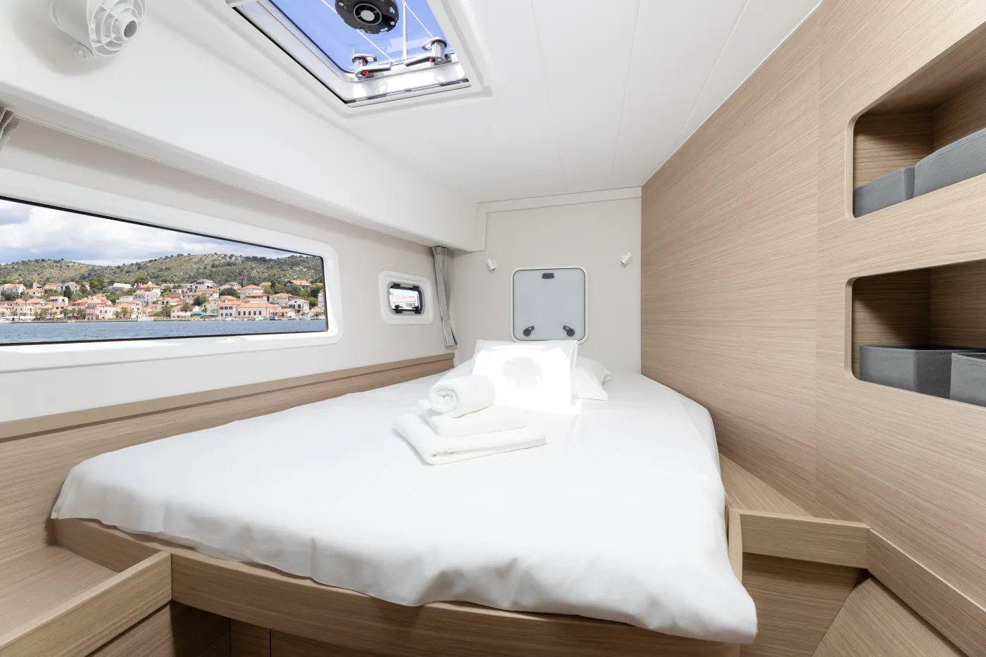 LADY AURORA - Catamaran in Rogoznica