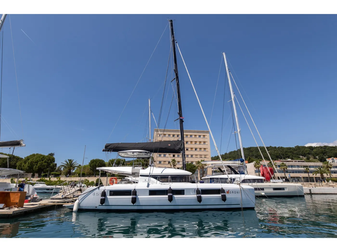 NEGRONI - Catamaran in Rogoznica