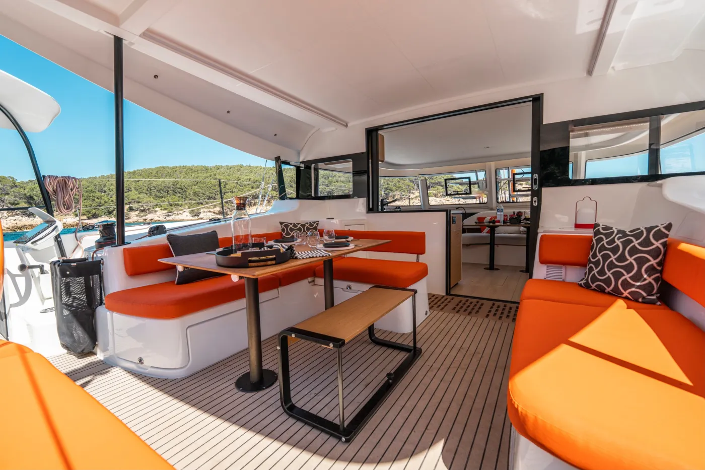 AQUILA - Catamaran in Lefkada