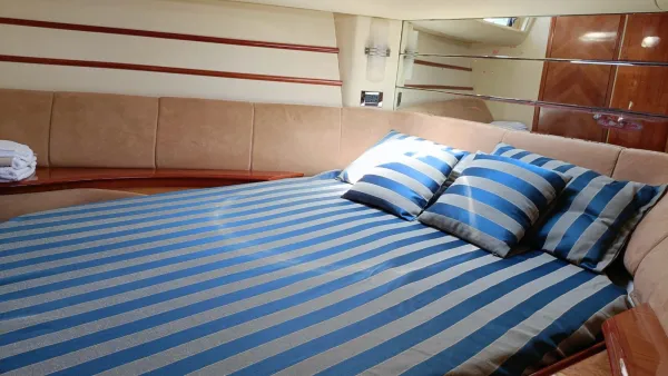 AZIMUT 46 (App)