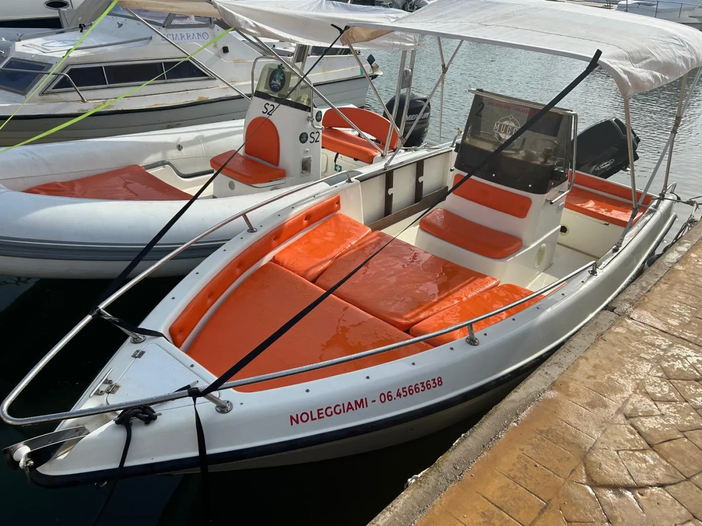 Mano Marine - Motor Yacht in Nettuno